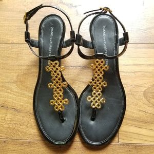 DVF | Ankle Strap Thong Sandals | Black/Gold